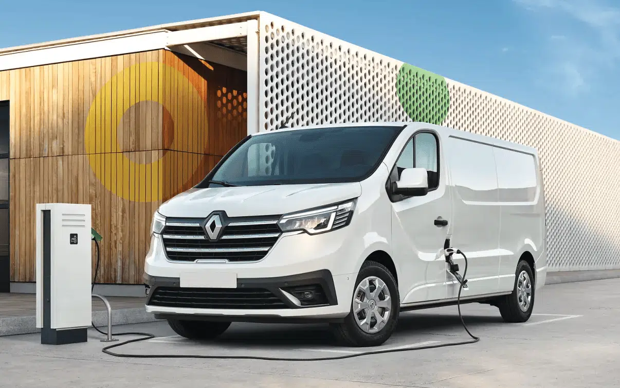 Renault Renault Trafic E Tech Advance Lwb4 Less