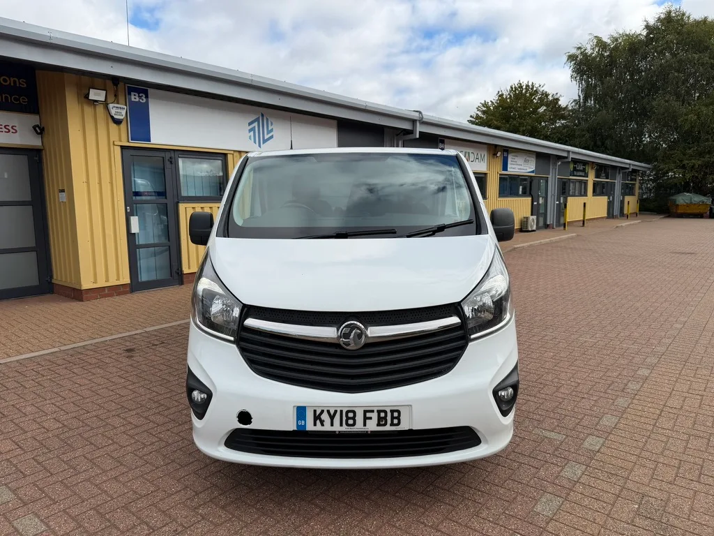 2018 Vauxhall Vivaro 2900 L2 H1 1.6 CDTi 120 Blue Injection - Thumbnail 2